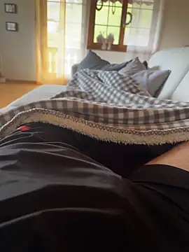 nightbound99 online show from April 1, 2026, 4:48 pm