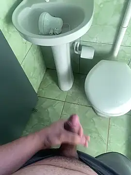 maiconsilva30- online show from February 5, 2026, 11:59 am