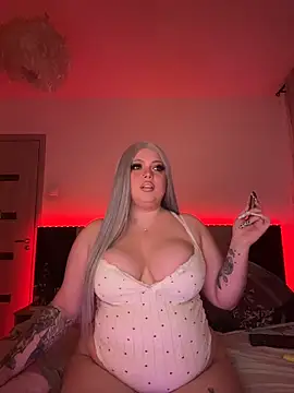 LaylaCupidd online show from December 16, 2025, 7:41 pm