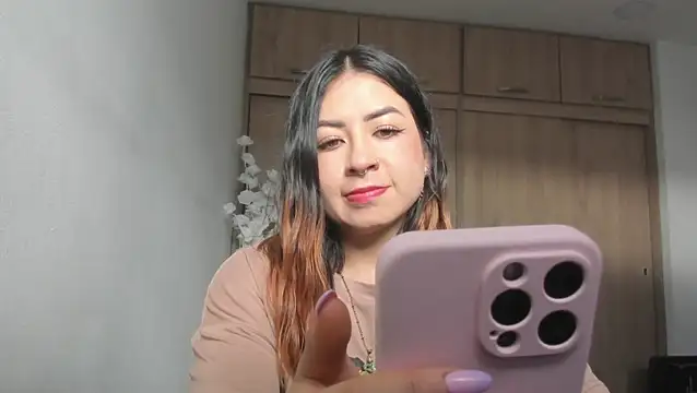 MaddieHunter online show from May 18, 2026, 8:14 pm