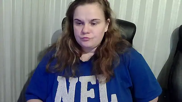 Snapshot of HarmonyKareraa chatting on November 27, 2025, 1:35 pm HarmonyKareraa online show from November 27, 2025, 1:35 pm