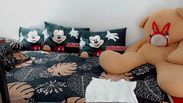 naugtysweetmargo69 online show from December 19, 2024, 11:14 pm