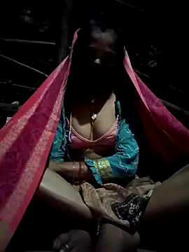 Snapshot of Uma_sain chatting on November 29, 2025, 8:34 pm Uma sain online show from November 29, 2025, 8:34 pm