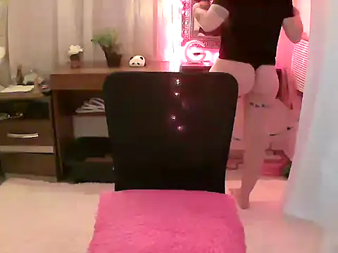 Snapshot of MissDominicc chatting on January 12, 2026, 3:01 am MissDominicc online show from January 12, 2026, 3:01 am