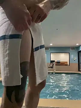 JSizzle13 online show from January 14, 2026, 4:18 am