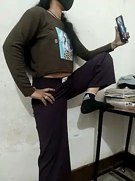 Snapshot of Siya499 chatting on November 24, 2025, 7:13 pm Siya499 online show from November 24, 2025, 7:13 pm