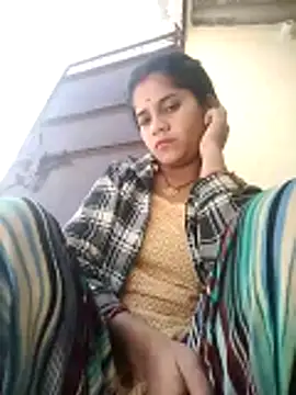 Snapshot of Dolly_baby34 chatting on December 20, 2025, 9:05 am Dolly baby34 online show from December 20, 2025, 9:05 am