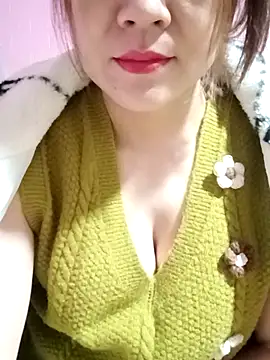 Snapshot of Lily-ross22 chatting on November 27, 2025, 7:38 pm Lily-ross22 online show from November 27, 2025, 7:38 pm