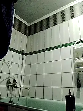 LoweredLockout online show from December 22, 2025, 11:24 pm