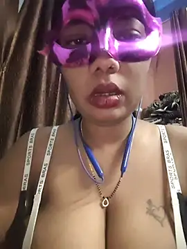 aarti03fb online show from March 6, 2026, 5:20 pm