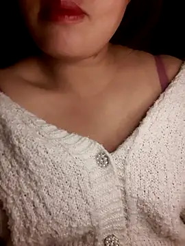 mai-mai-97 online show from December 17, 2025, 4:46 pm