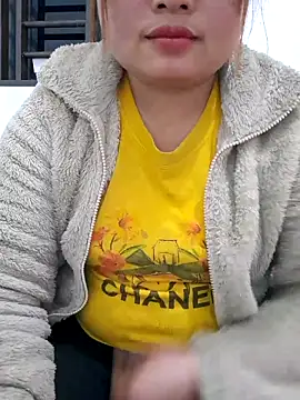 Snapshot of mai-mai-97 chatting on February 4, 2026, 2:34 pm mai-mai-97 online show from February 4, 2026, 2:34 pm