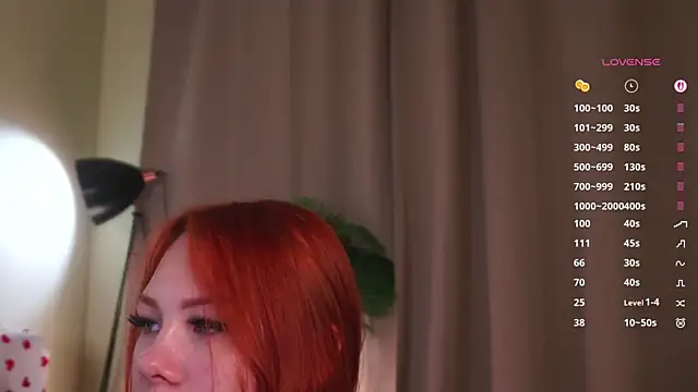 Snapshot of DedeGebo chatting on December 17, 2025, 4:02 pm DedeGebo online show from December 17, 2025, 4:02 pm