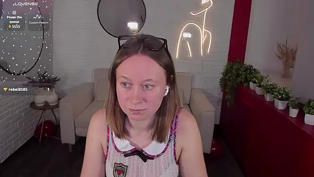 Brooke lover online show from March 6, 2026, 9:11 pm