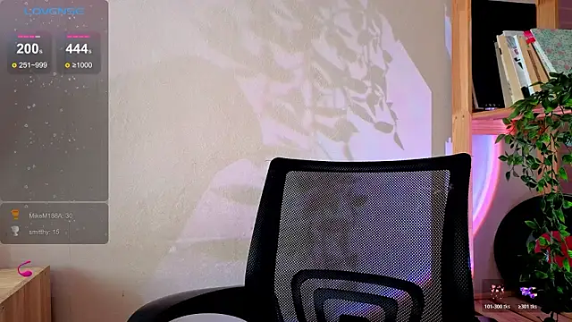 Snapshot of Me1inMonro chatting on February 20, 2026, 6:26 am Me1inMonro online show from February 20, 2026, 6:26 am