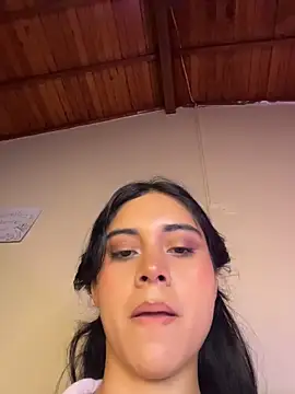 Miia moonn online show from April 14, 2026, 10:38 pm