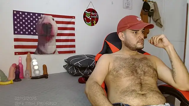 holegape online show from December 3, 2025, 3:03 am