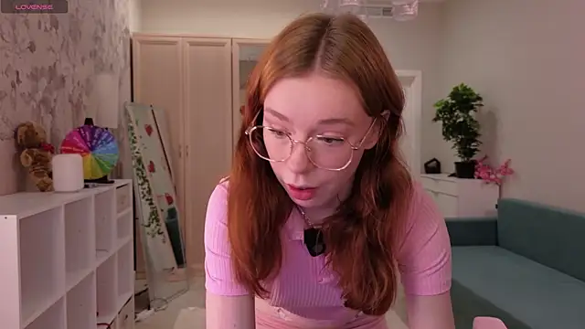 Snapshot of eva_aria chatting on July 10, 2026, 10:12 pm eva aria online show from July 10, 2026, 10:12 pm