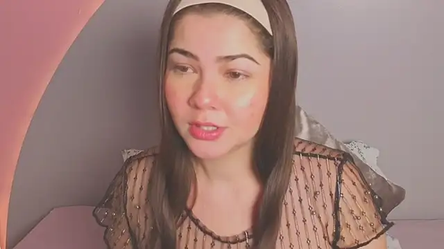 Snapshot of amyvans_ chatting on May 29, 2026, 11:25 pm amyvans online show from May 29, 2026, 11:25 pm