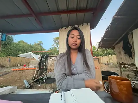 Juliet official pro online show from April 17, 2026, 9:51 pm