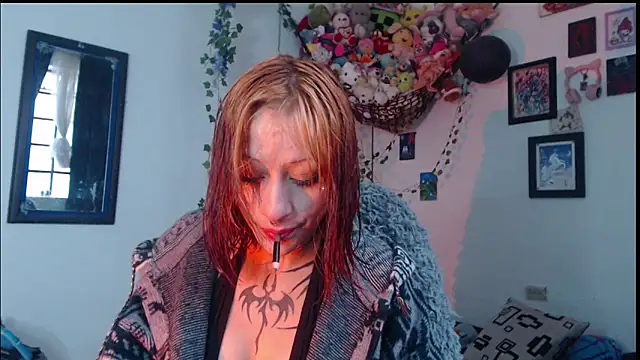 Layla quinn online show from June 6, 2026, 12:43 pm
