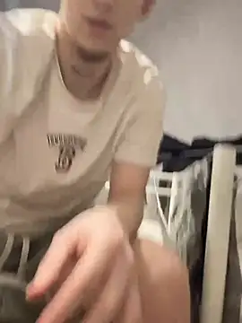 Snapshot of Rabizoon chatting on January 15, 2026, 6:22 pm Rabizoon online show from January 15, 2026, 6:22 pm