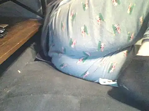 xxxenzo1 online show from March 11, 2026, 3:29 pm