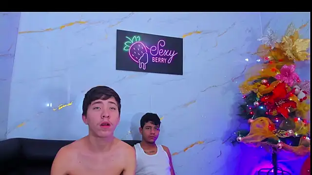 Snapshot of Lester_james2 chatting on November 29, 2025, 5:43 am Lester james2 online show from November 29, 2025, 5:43 am