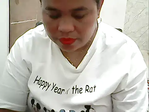 cutechubby online show from March 3, 2026, 10:26 pm