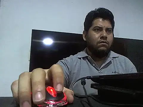 Snapshot of Alphacashmaster777 chatting on November 26, 2025, 12:55 am Alphacashmaster777 online show from November 26, 2025, 12:55 am