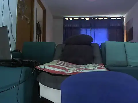 Snapshot of Alphacashmaster777 chatting on November 27, 2025, 3:36 pm Alphacashmaster777 online show from November 27, 2025, 3:36 pm