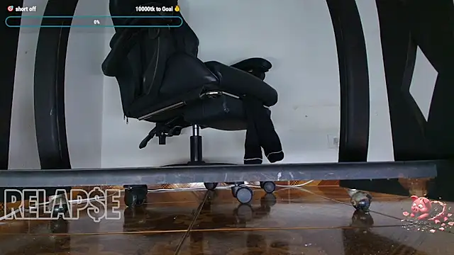 Alphacashmaster777 online show from January 12, 2026, 10:37 pm