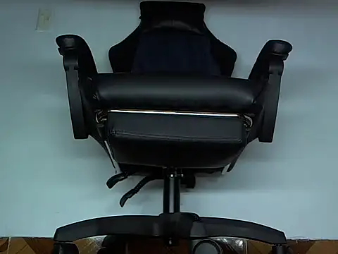 Alphacashmaster777 online show from April 7, 2026, 6:19 pm