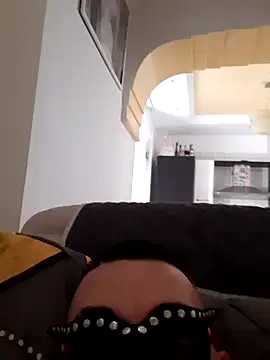 Snapshot of Vampiro83zz chatting on March 15, 2026, 2:56 pm Vampiro83zz online show from March 15, 2026, 2:56 pm