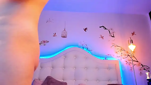 TinyBlair online show from April 2, 2026, 4:21 am