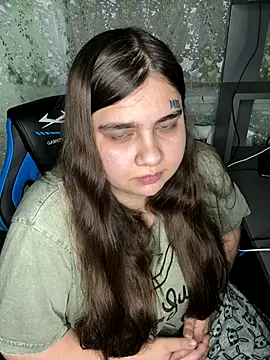 Snapshot of MariasV chatting on December 1, 2025, 4:34 pm MariasV online show from December 1, 2025, 4:34 pm