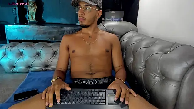 Brand Collins online show from December 18, 2025, 8:31 am