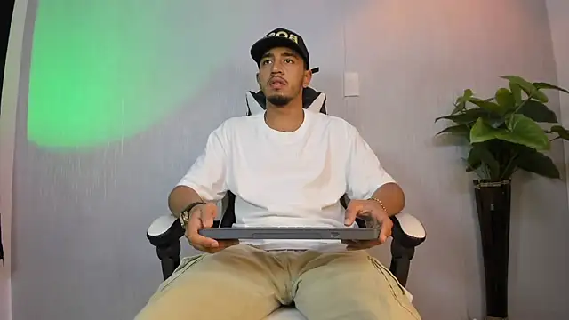 Brand Collins online show from February 5, 2026, 11:26 am