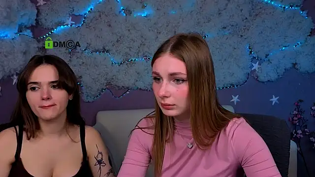 mary meow hot online show from April 14, 2026, 9:37 am