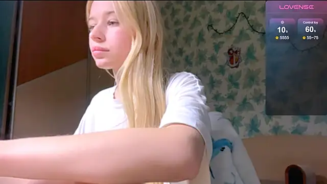 Barbie Blondie online show from April 17, 2026, 4:32 pm