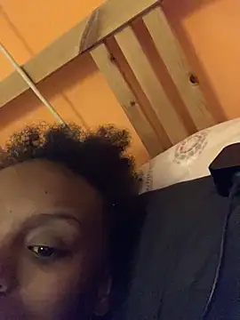 Snapshot of ___Hannah___ chatting on November 27, 2025, 2:41 pm Hannah online show from November 27, 2025, 2:41 pm