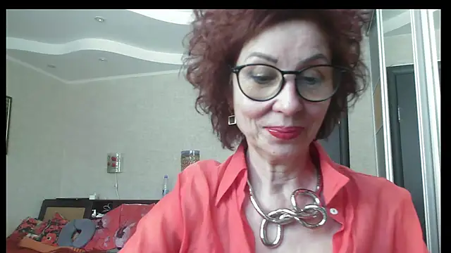 Kelly Flurr online show from February 11, 2026, 7:46 am