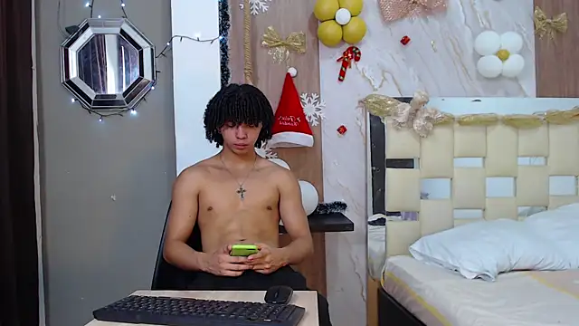 Snapshot of kim_curlyy chatting on December 16, 2025, 3:06 pm kim curlyy online show from December 16, 2025, 3:06 pm