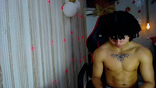 Snapshot of kim_curlyy chatting on January 10, 2026, 2:30 pm kim curlyy online show from January 10, 2026, 2:30 pm