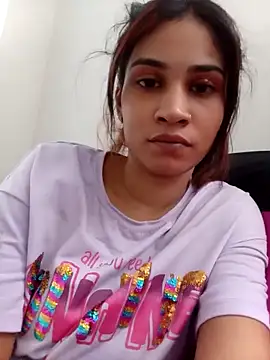 Miss-Perfection online show from April 24, 2026, 1:13 pm