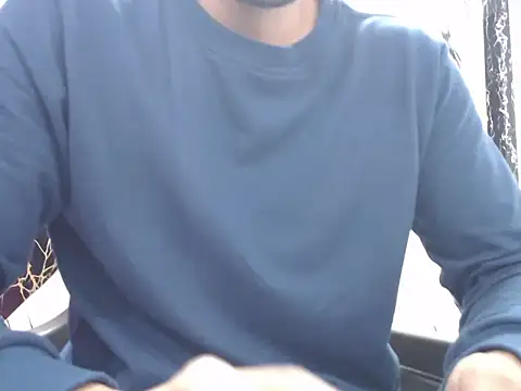 simonm667 online show from April 14, 2026, 8:48 pm