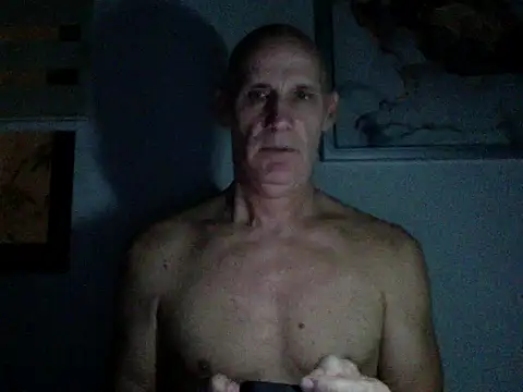 Snapshot of Elosoo chatting on December 18, 2025, 9:48 am Elosoo online show from December 18, 2025, 9:48 am