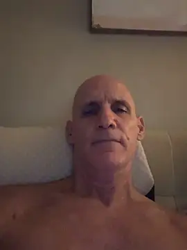 Snapshot of Elosoo chatting on December 21, 2025, 1:35 am Elosoo online show from December 21, 2025, 1:35 am