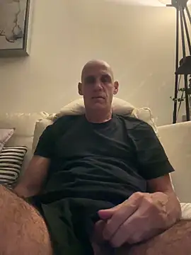 Snapshot of Elosoo chatting on February 6, 2026, 10:07 am Elosoo online show from February 6, 2026, 10:07 am