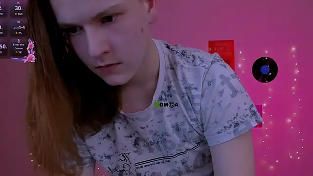 Snapshot of leo_void chatting on February 24, 2026, 8:18 pm leo void online show from February 24, 2026, 8:18 pm